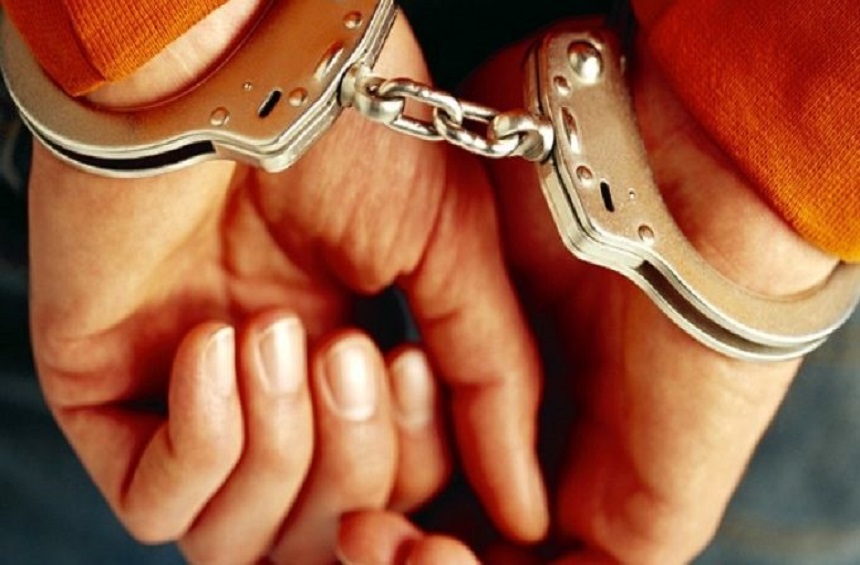 अबैधरुपमा भित्र्याइएको यौनबर्धक औषधिसहित चार पक्राउ