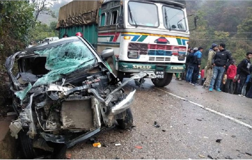 दुर्घटनामा लेखापाल रावलसहित दुईको मृत्यु