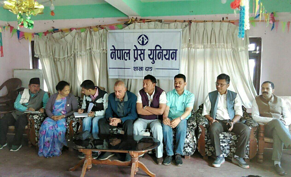 कांग्रेस महामन्त्री भन्छन् : राजतन्त्र र धर्मका बारेमा खै कसरी जिब्रो चिप्लियो, चिप्लियो ?