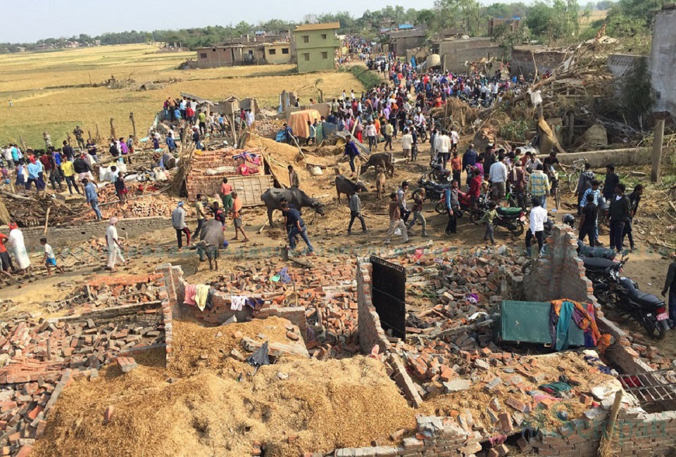 बंगालबाट आएको तातो र भू-मध्यसागरको चिसो हावा बारामा भेट हुँदा चल्यो भूमरी