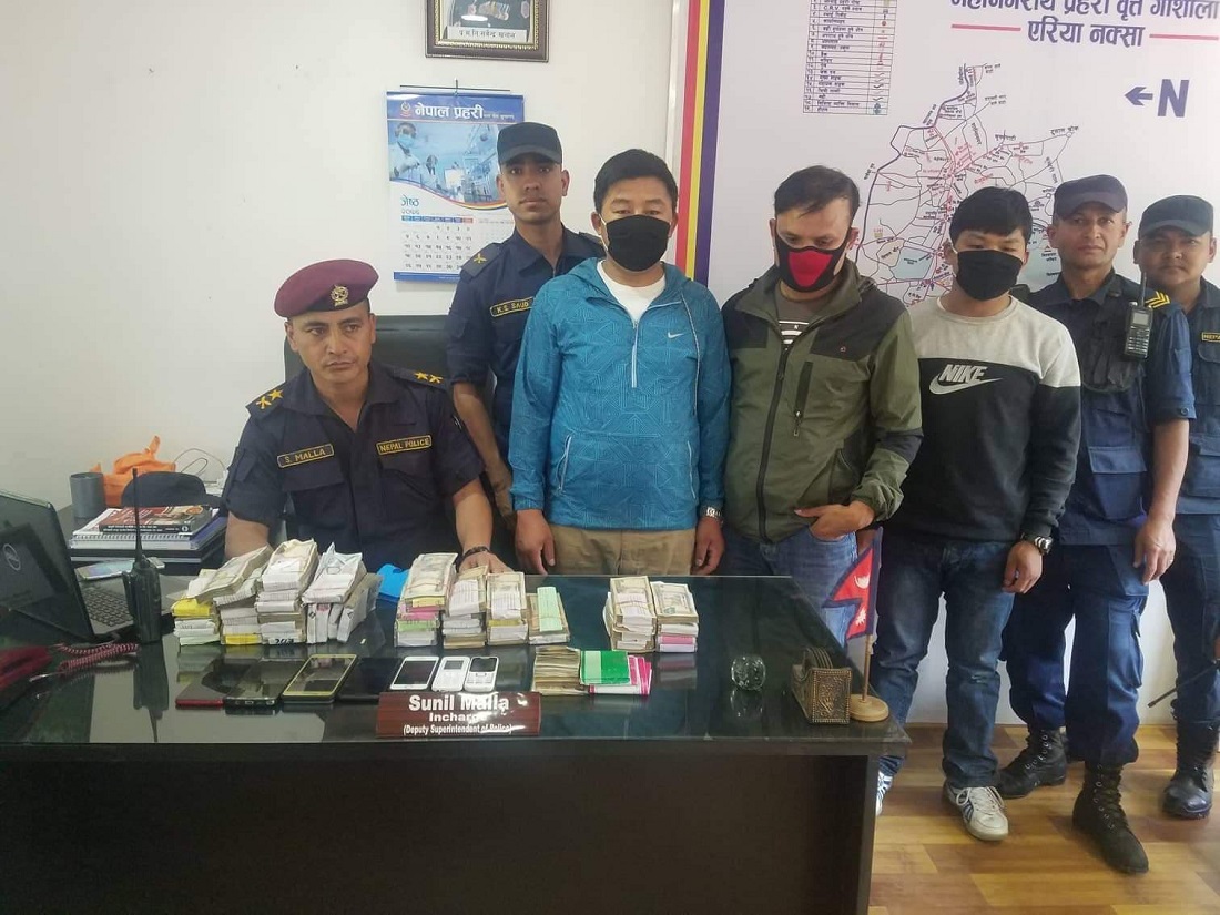 गौशालाबाट ३५ लाख नगदसहित हुण्डी कारोबारी पक्राउ