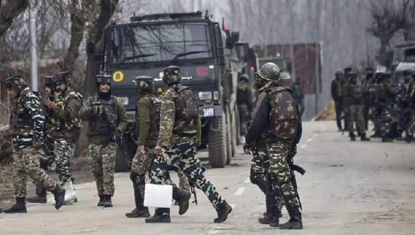 जम्मु कस्मिर टुक्राइयो, विशेष अधिकार खारेज