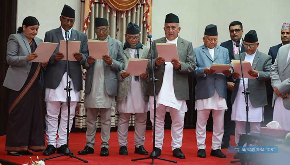 प्रदेश प्रमुखले लिए सपथ