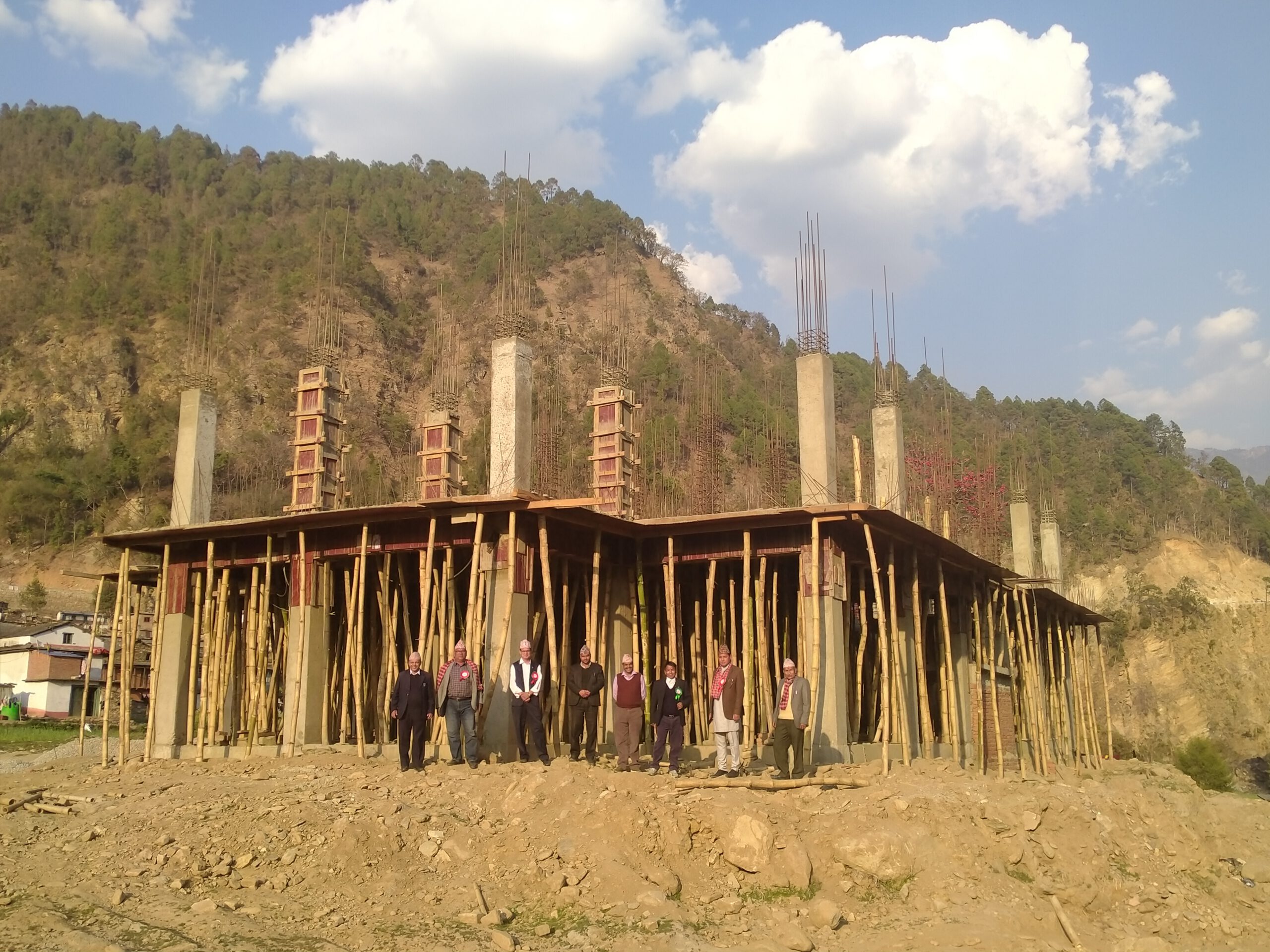 लिफ्ट प्रविधि सहितको सुविधा सम्पन्न प्रशासनिक भवन निर्माण हुदै