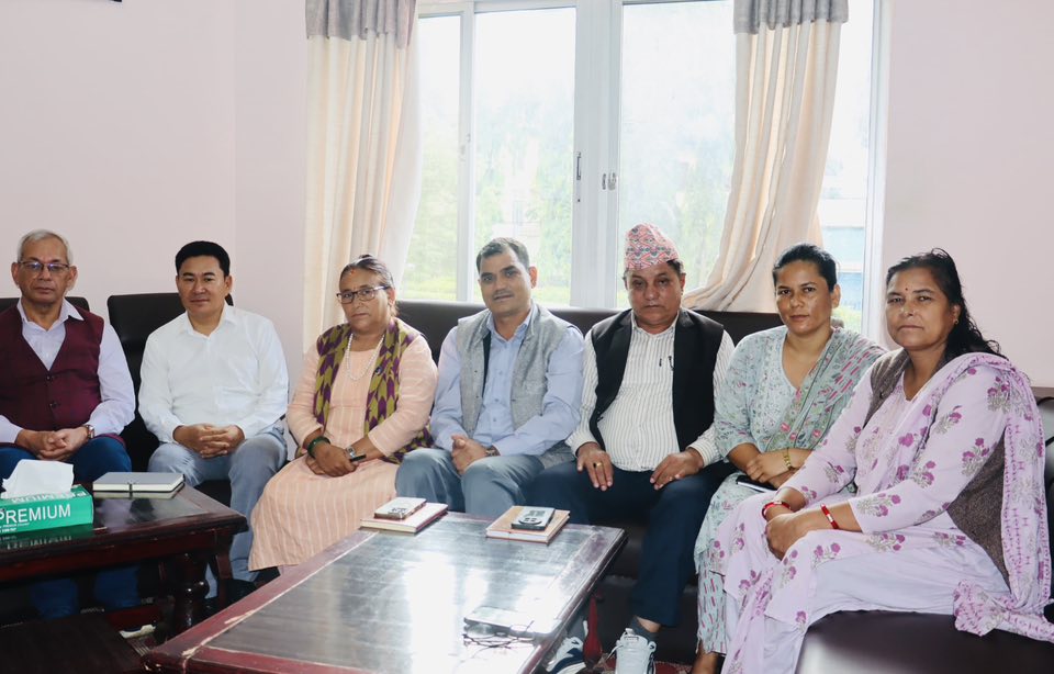 कांग्रेसको भूमिकाप्रति एमाले संसदीय दलको असन्तुष्टि