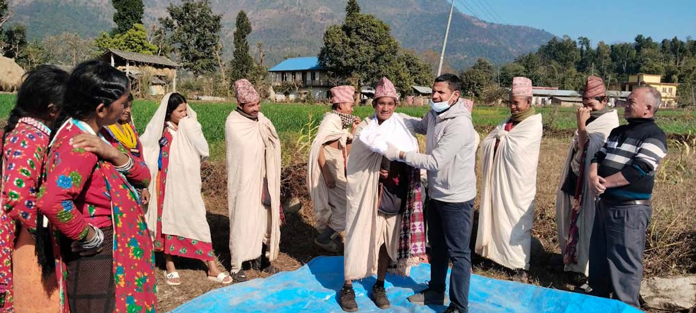 राउटेलाई प्राथमिक उपचारबारे सिप सिकाइँदै